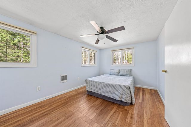 30 Centennial Drive, Webster, NH 03303