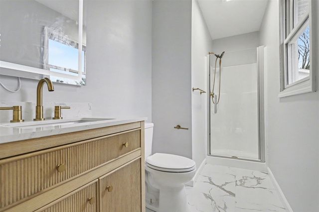 676 N 10th Street, Plainwell, MI 49080
