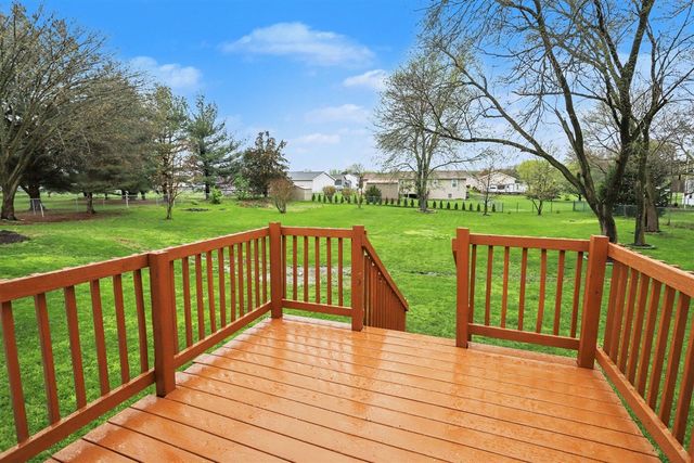 676 N 10th Street, Plainwell, MI 49080