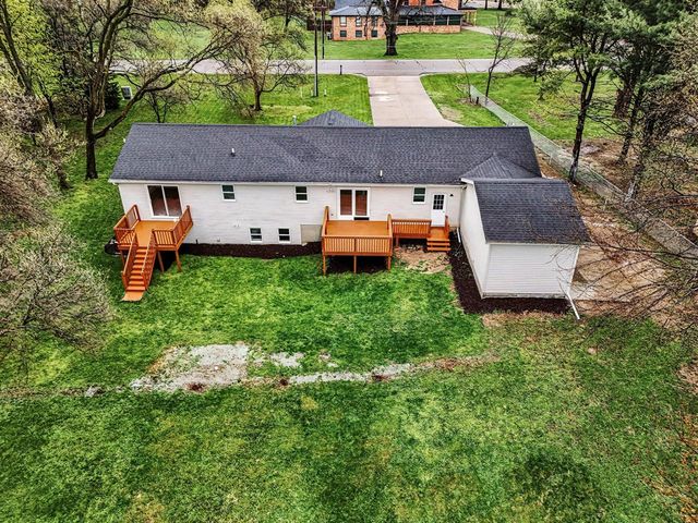 676 N 10th Street, Plainwell, MI 49080