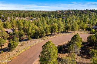 2794 SKYHAWK Drive 140, Overgaard, AZ 85933