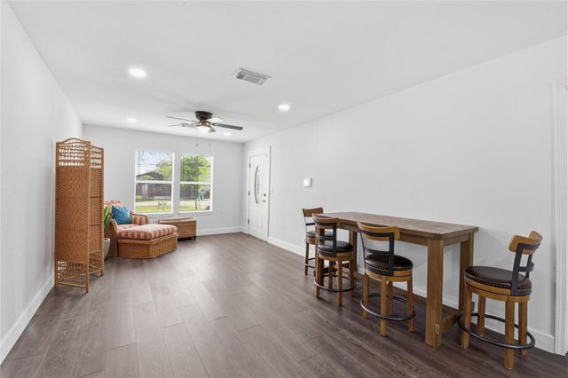 2217 Creston Drive, Houston, TX 77026