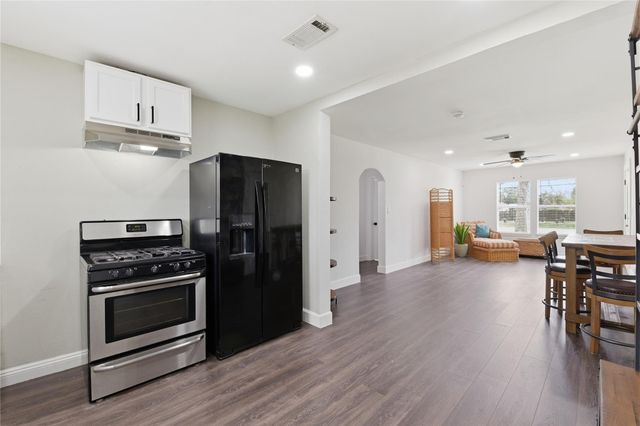 2217 Creston Drive, Houston, TX 77026