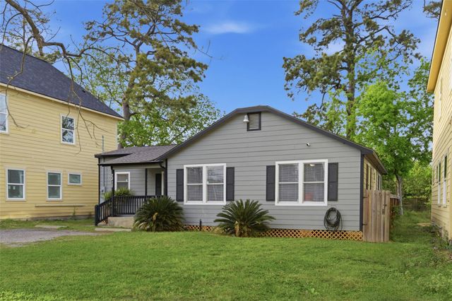 2217 Creston Drive, Houston, TX 77026