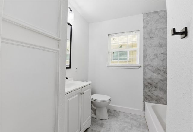 2217 Creston Drive, Houston, TX 77026