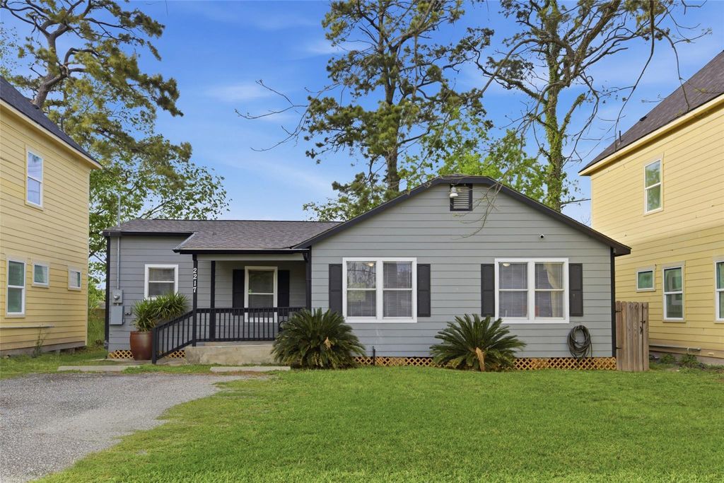 2217 Creston Drive, Houston, TX 77026