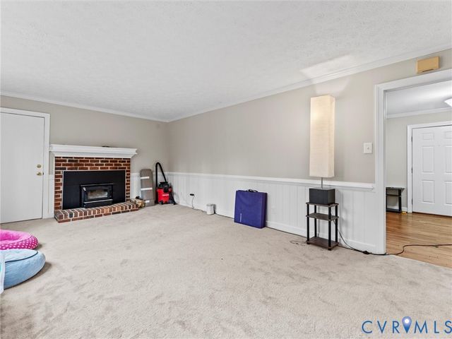 5813 Bent Creek Rd, Midlothian, VA 23112