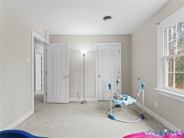 5813 Bent Creek Rd, Midlothian, VA 23112