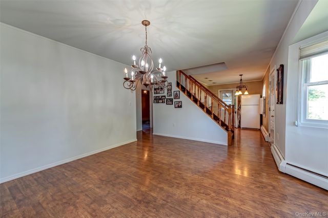 93 Barnyard Lane, Levittown, NY 11756