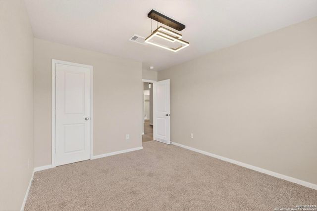 6806 BALE RDG, San Antonio, TX 78252
