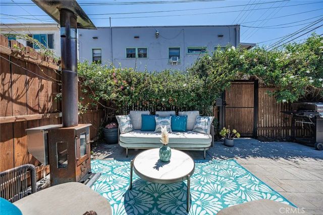 523 Olive, Long Beach, CA 90802