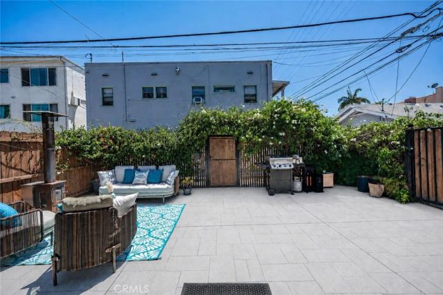 523 Olive, Long Beach, CA 90802