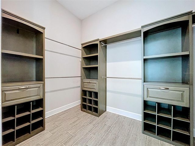 747 CAJEPUT LOOP, Tarpon Springs, FL 34689