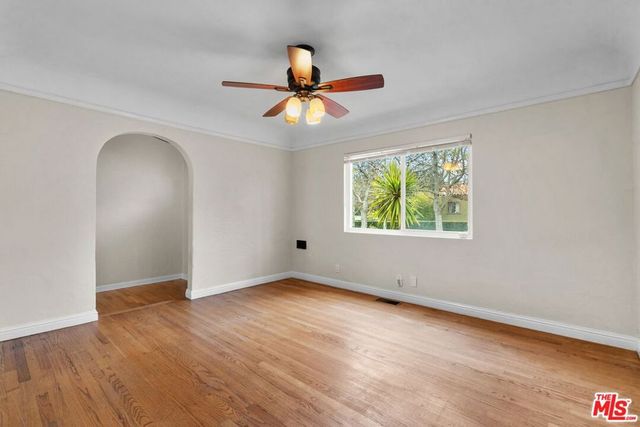 8871 Gibson Street, Los Angeles, CA 90034