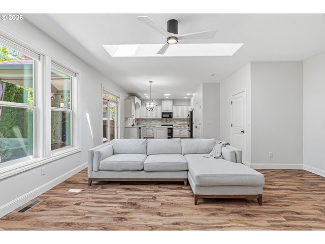 916 Nw 105TH Cir, Vancouver, WA 98685