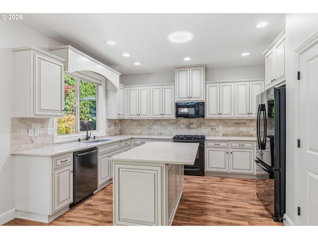 916 Nw 105TH Cir, Vancouver, WA 98685