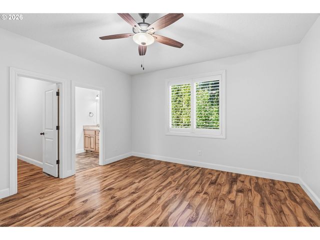 916 Nw 105TH Cir, Vancouver, WA 98685