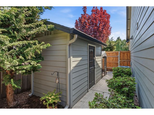 916 Nw 105TH Cir, Vancouver, WA 98685