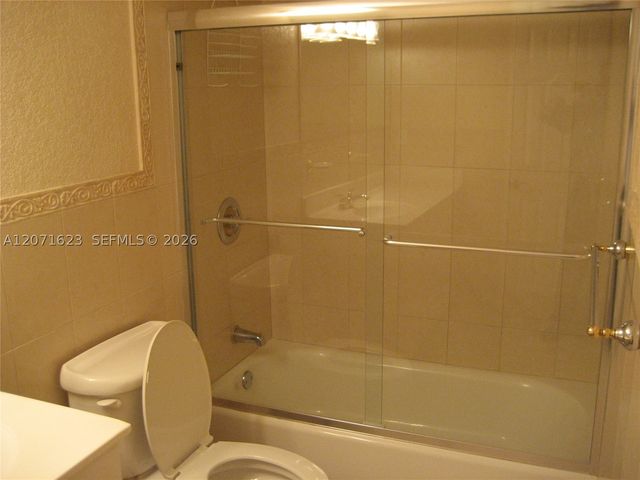14525 N KENDALL DR J-408, Miami, FL 33196