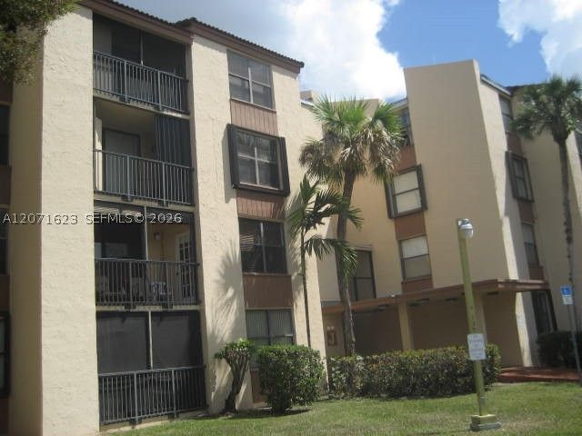 14525 N KENDALL DR J-408, Miami, FL 33196