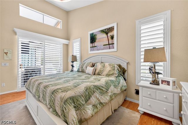9512 Mariners Cove LN, Fort Myers, FL 33919