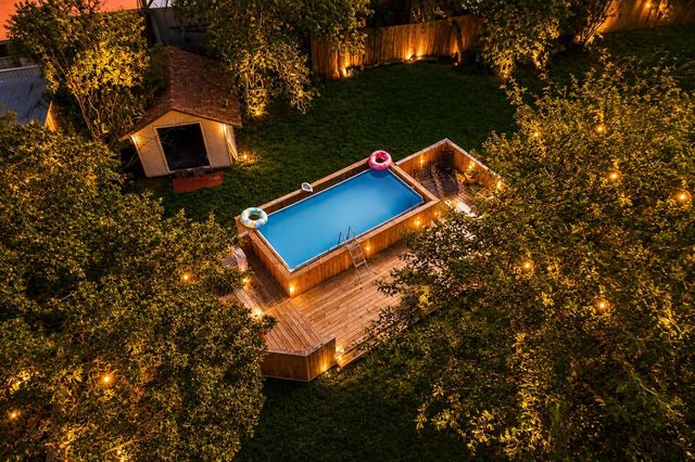 1100 Neans DR, Austin, TX 78758