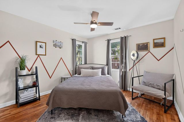 1100 Neans DR, Austin, TX 78758