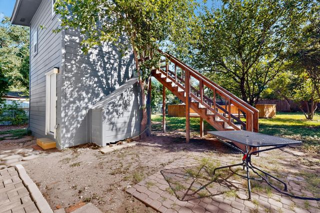 1100 Neans DR, Austin, TX 78758