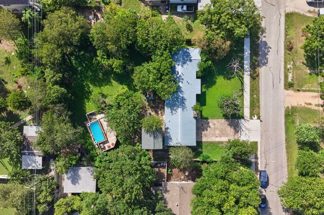 1100 Neans DR, Austin, TX 78758