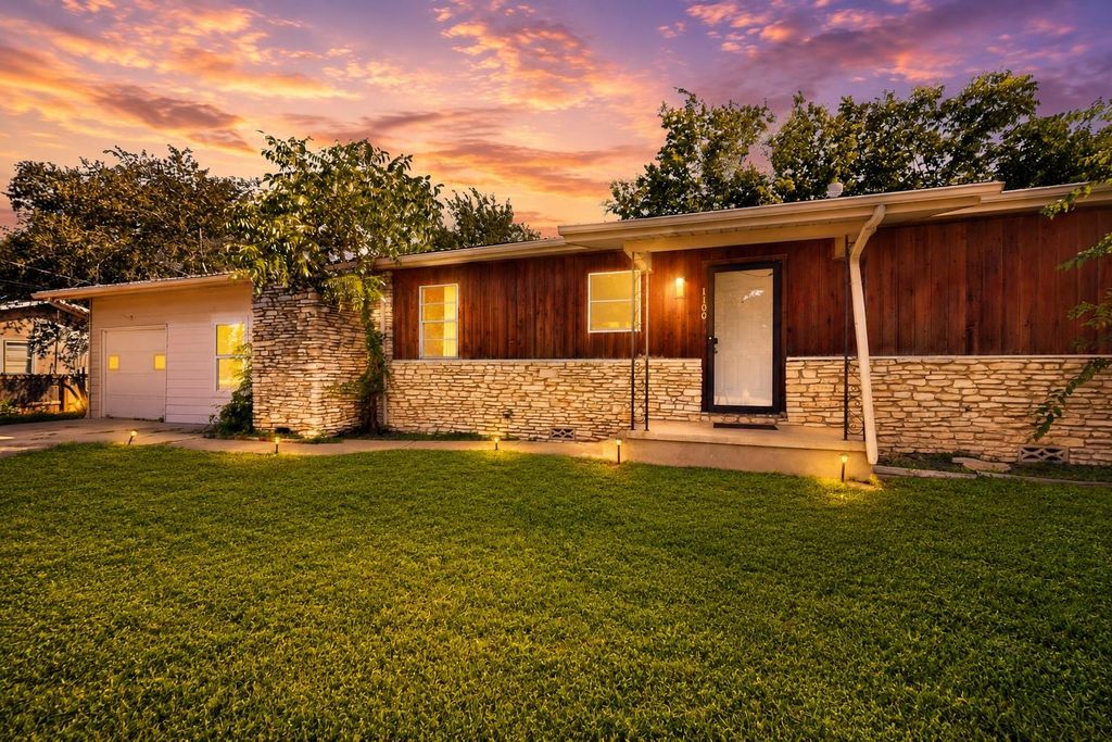 1100 Neans DR, Austin, TX 78758