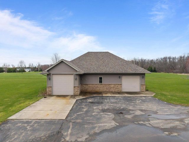 E9625 HICKORY RIDGE LANE, New London, WI 54961