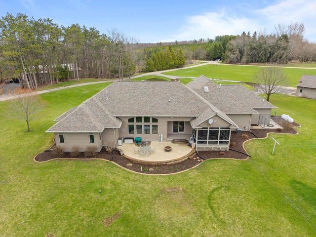 E9625 HICKORY RIDGE LANE, New London, WI 54961