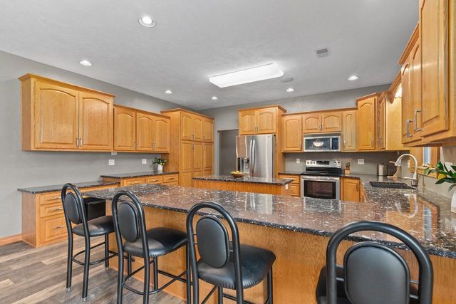 E9625 HICKORY RIDGE LANE, New London, WI 54961