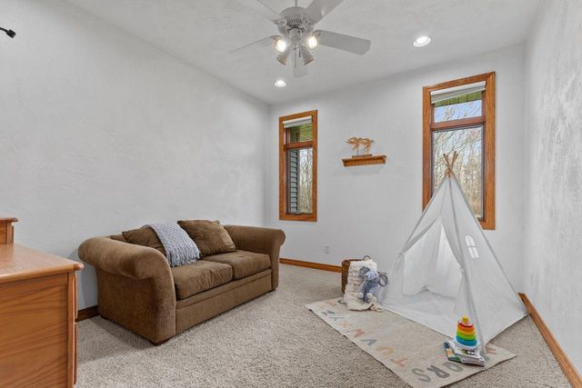E9625 HICKORY RIDGE LANE, New London, WI 54961