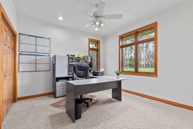 E9625 HICKORY RIDGE LANE, New London, WI 54961