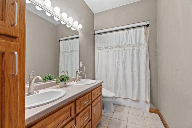E9625 HICKORY RIDGE LANE, New London, WI 54961