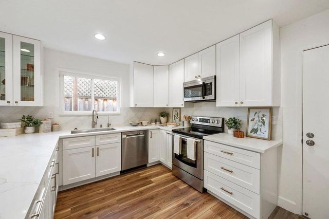 327 Rosilie Street, San Mateo, CA 94403