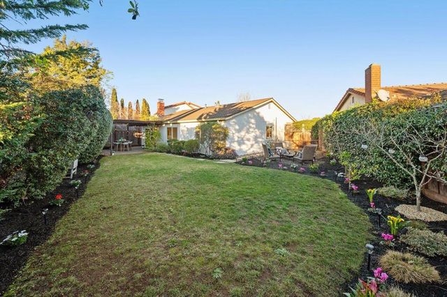 327 Rosilie Street, San Mateo, CA 94403