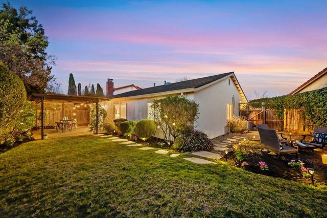 327 Rosilie Street, San Mateo, CA 94403