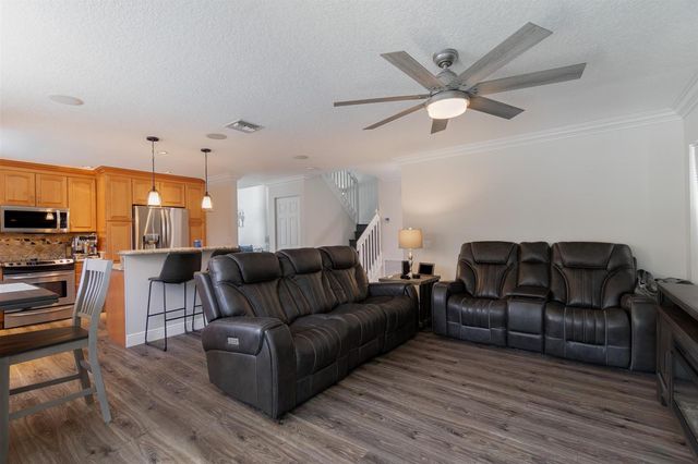 3920 Newport Avenue, Boynton Beach, FL 33436