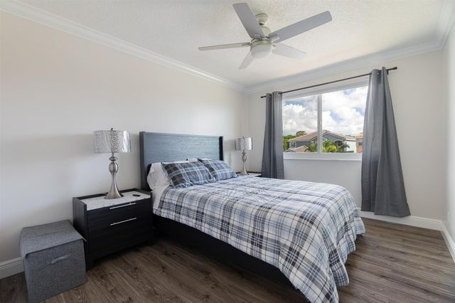 3920 Newport Avenue, Boynton Beach, FL 33436