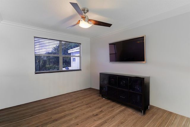 3920 Newport Avenue, Boynton Beach, FL 33436