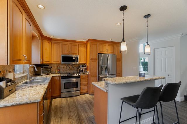 3920 Newport Avenue, Boynton Beach, FL 33436