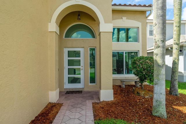3920 Newport Avenue, Boynton Beach, FL 33436