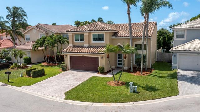 3920 Newport Avenue, Boynton Beach, FL 33436