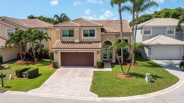 3920 Newport Avenue, Boynton Beach, FL 33436