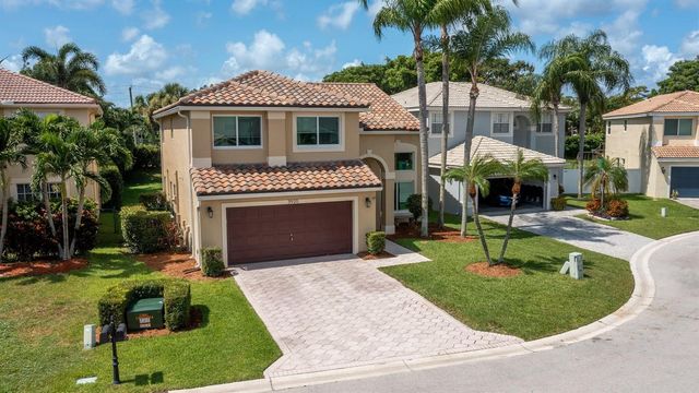 3920 Newport Avenue, Boynton Beach, FL 33436