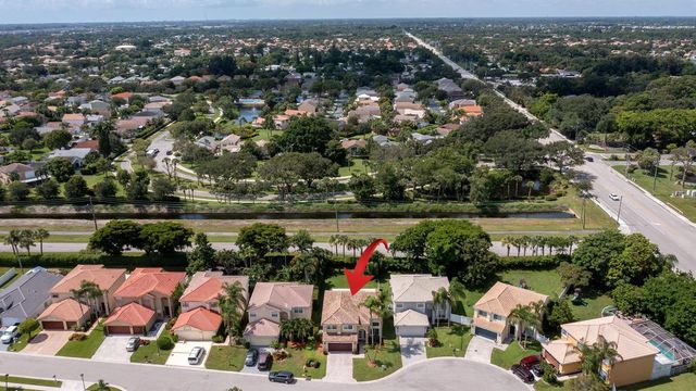 3920 Newport Avenue, Boynton Beach, FL 33436