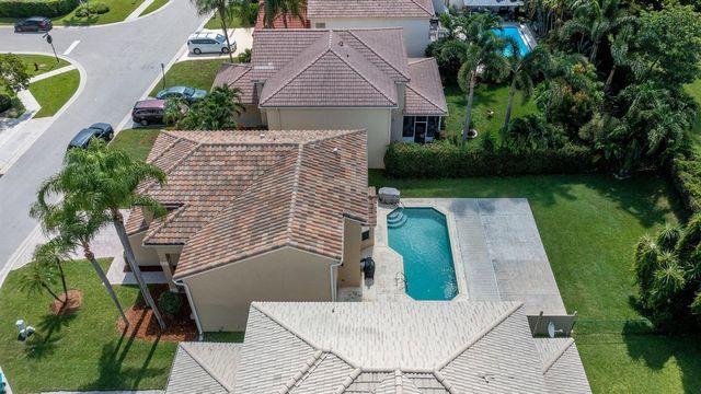 3920 Newport Avenue, Boynton Beach, FL 33436