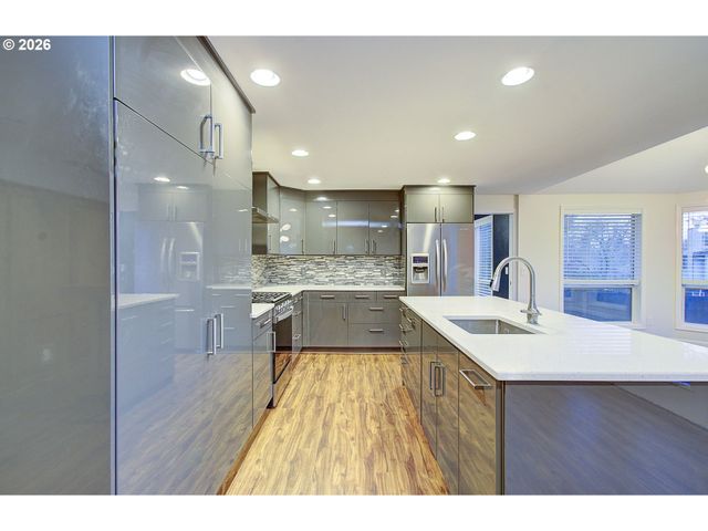 3308 Ne 94TH Way, Vancouver, WA 98665